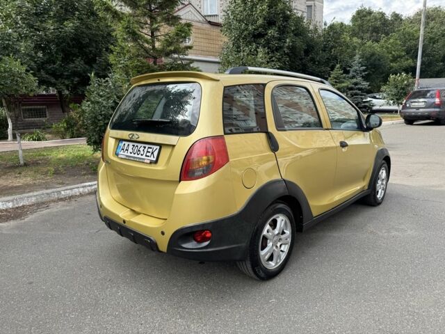 Желтый Чери Бит, объемом двигателя 1.3 л и пробегом 156 тыс. км за 3600 $, фото 3 на Automoto.ua