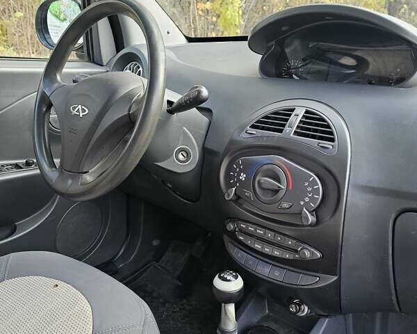 Серый Чери Бит, объемом двигателя 1.3 л и пробегом 80 тыс. км за 2300 $, фото 10 на Automoto.ua