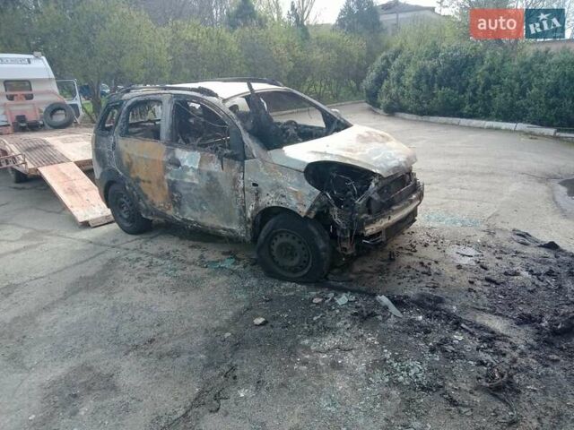 Серый Чери Бит, объемом двигателя 1.3 л и пробегом 147 тыс. км за 300 $, фото 3 на Automoto.ua