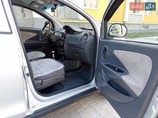 Серый Чери Бит, объемом двигателя 1.3 л и пробегом 117 тыс. км за 2900 $, фото 15 на Automoto.ua
