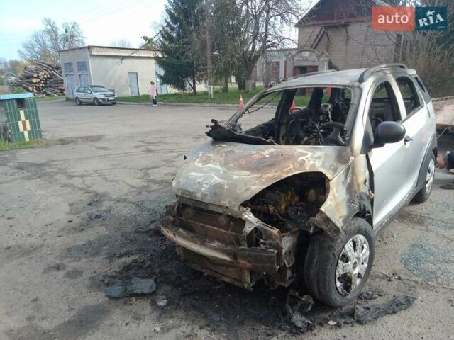 Серый Чери Бит, объемом двигателя 1.3 л и пробегом 147 тыс. км за 300 $, фото 4 на Automoto.ua