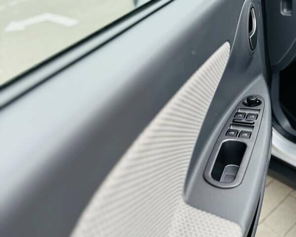 Серый Чери Бит, объемом двигателя 1.3 л и пробегом 18 тыс. км за 4500 $, фото 27 на Automoto.ua