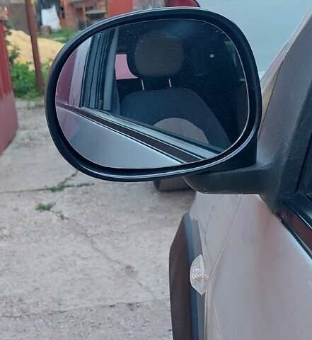 Серый Чери Бит, объемом двигателя 1.3 л и пробегом 94 тыс. км за 3500 $, фото 10 на Automoto.ua