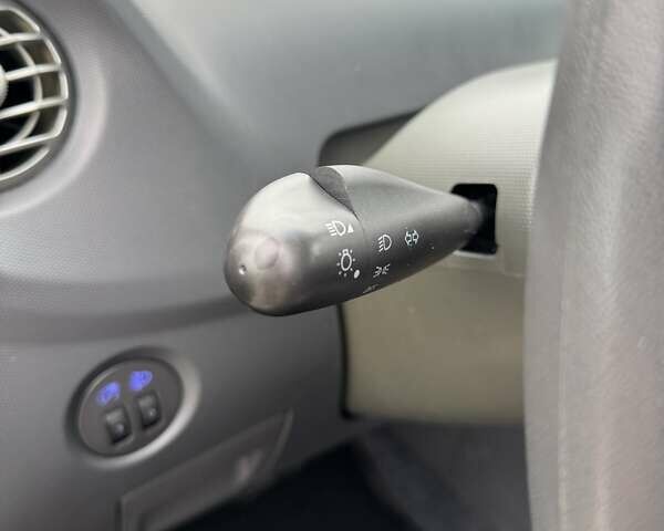 Серый Чери Бит, объемом двигателя 1.3 л и пробегом 18 тыс. км за 4500 $, фото 29 на Automoto.ua