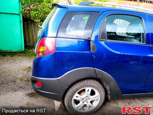 Синий Чери Бит, объемом двигателя 1.3 л и пробегом 200 тыс. км за 3300 $, фото 2 на Automoto.ua