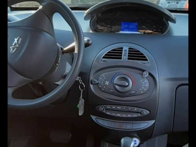 Синий Чери Бит, объемом двигателя 1.3 л и пробегом 165 тыс. км за 4000 $, фото 2 на Automoto.ua