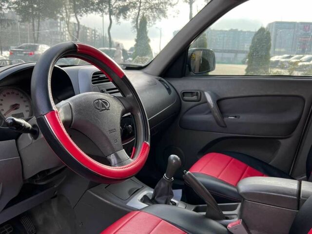 Белый Чери Другая, объемом двигателя 2.4 л и пробегом 119 тыс. км за 4500 $, фото 9 на Automoto.ua