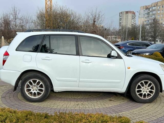 Белый Чери Другая, объемом двигателя 2.4 л и пробегом 119 тыс. км за 4500 $, фото 7 на Automoto.ua