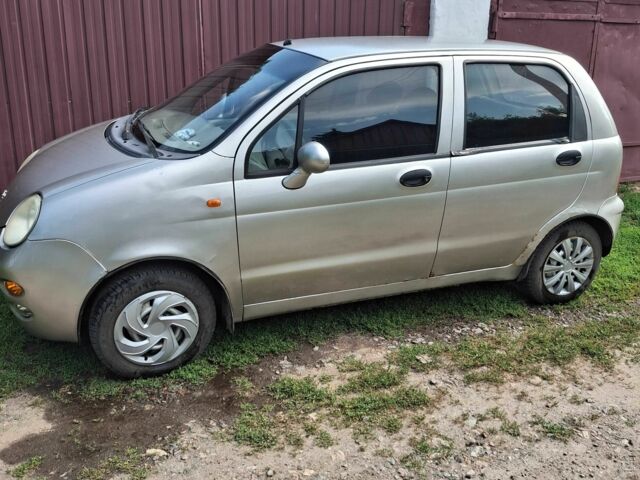 Бежевий Чері Інша, об'ємом двигуна 1 л та пробігом 107 тис. км за 1300 $, фото 1 на Automoto.ua