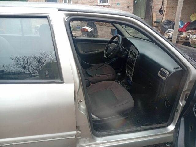 Бежевый Чери Другая, объемом двигателя 1.6 л и пробегом 289 тыс. км за 999 $, фото 7 на Automoto.ua