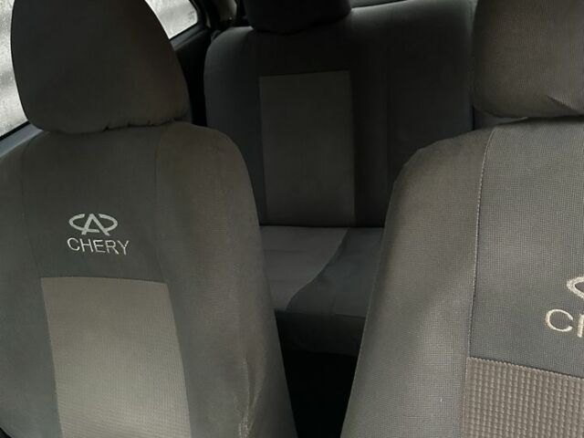 Бежевый Чери Другая, объемом двигателя 1.6 л и пробегом 215 тыс. км за 949 $, фото 3 на Automoto.ua