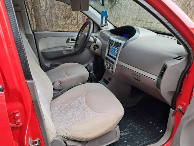 Красный Чери Другая, объемом двигателя 1.3 л и пробегом 230 тыс. км за 1699 $, фото 8 на Automoto.ua