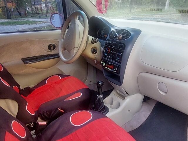 Червоний Чері Інша, об'ємом двигуна 1.1 л та пробігом 132 тис. км за 1850 $, фото 4 на Automoto.ua