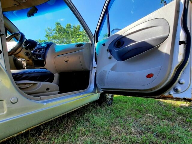 Сірий Чері Інша, об'ємом двигуна 0 л та пробігом 182 тис. км за 700 $, фото 4 на Automoto.ua