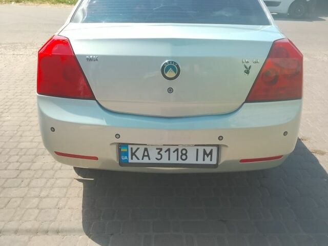 Сірий Чері Інша, об'ємом двигуна 1.6 л та пробігом 240 тис. км за 2000 $, фото 1 на Automoto.ua