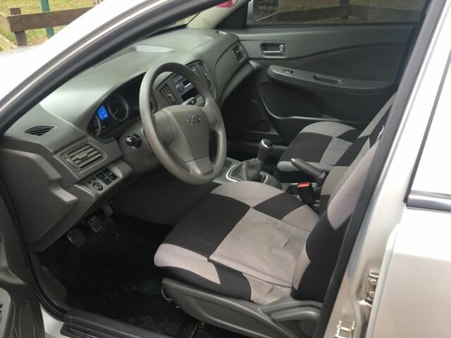 Сірий Чері Інша, об'ємом двигуна 1.5 л та пробігом 111 тис. км за 4150 $, фото 5 на Automoto.ua