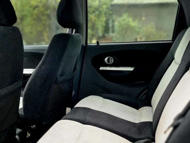 Синий Чери Другая, объемом двигателя 1.1 л и пробегом 98 тыс. км за 2850 $, фото 4 на Automoto.ua