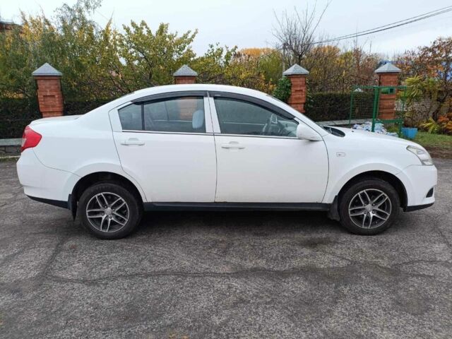 Білий Чері Е5, об'ємом двигуна 1.5 л та пробігом 140 тис. км за 3550 $, фото 3 на Automoto.ua