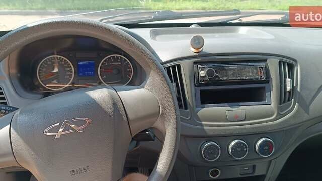 Білий Чері Е5, об'ємом двигуна 1.5 л та пробігом 152 тис. км за 3500 $, фото 10 на Automoto.ua