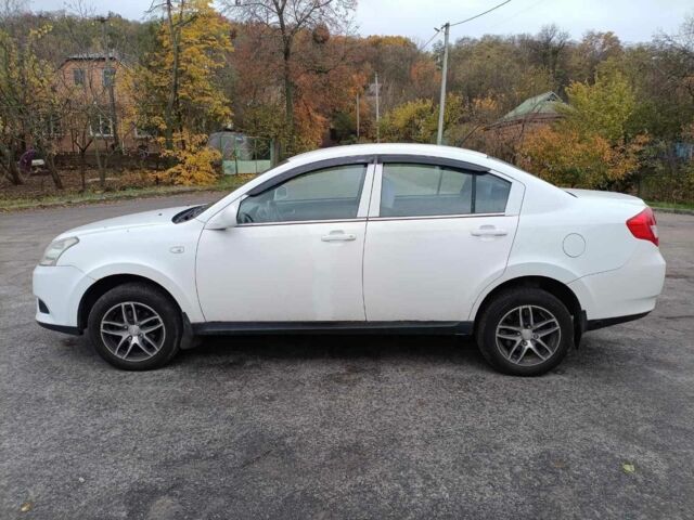 Білий Чері Е5, об'ємом двигуна 1.5 л та пробігом 140 тис. км за 3550 $, фото 4 на Automoto.ua