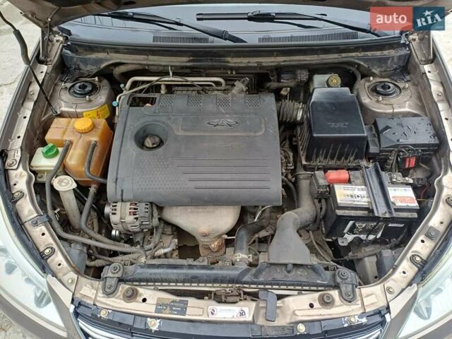 Бежевый Чери Е5, объемом двигателя 1.5 л и пробегом 110 тыс. км за 4600 $, фото 19 на Automoto.ua