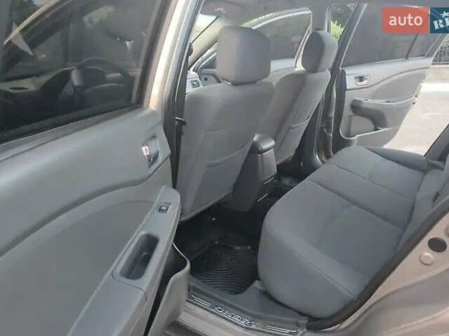 Чері Е5 2014 у Броварах на Automoto.ua Бежевий Чері Е5, об'ємом двигуна 1.5 л та пробігом 77 тис. км за 4000 $, фото 8 на Automoto.ua