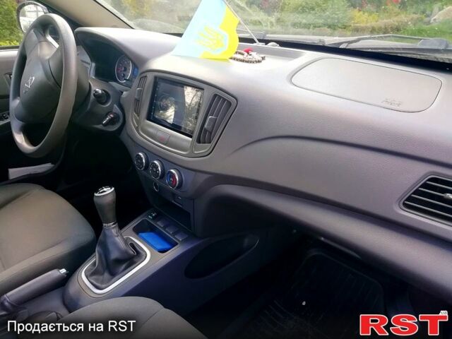 Черный Чери Е5, объемом двигателя 1.5 л и пробегом 260 тыс. км за 2500 $, фото 3 на Automoto.ua