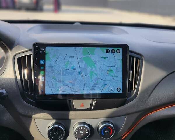 Чорний Чері Е5, об'ємом двигуна 1.5 л та пробігом 118 тис. км за 4300 $, фото 3 на Automoto.ua