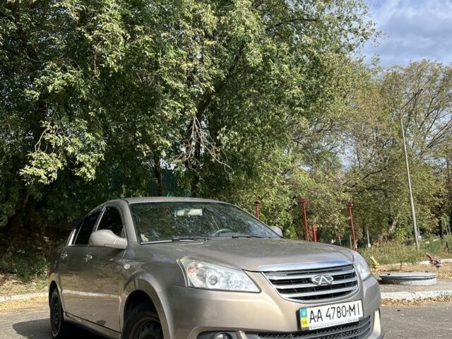 Коричневый Чери Е5, объемом двигателя 1.5 л и пробегом 203 тыс. км за 4000 $, фото 1 на Automoto.ua