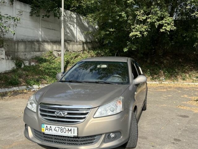 Коричневый Чери Е5, объемом двигателя 1.5 л и пробегом 203 тыс. км за 4000 $, фото 2 на Automoto.ua