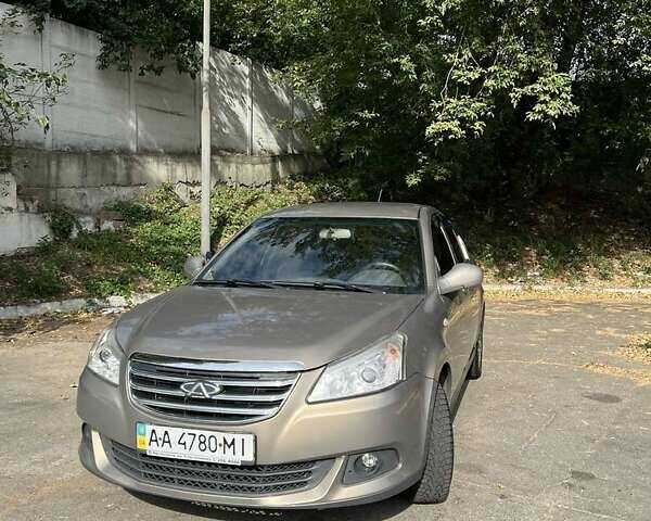 Коричневый Чери Е5, объемом двигателя 1.5 л и пробегом 203 тыс. км за 4000 $, фото 1 на Automoto.ua