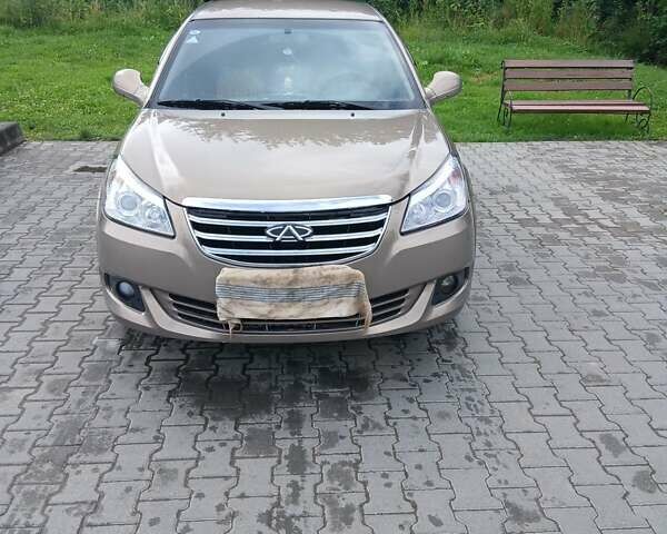 Коричневый Чери Е5, объемом двигателя 1.5 л и пробегом 59 тыс. км за 4550 $, фото 6 на Automoto.ua