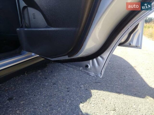 Чері Е5 2012 у Прилуках на Automoto.ua Сірий Чері Е5, об'ємом двигуна 1.5 л та пробігом 245 тис. км за 2999 $, фото 16 на Automoto.ua