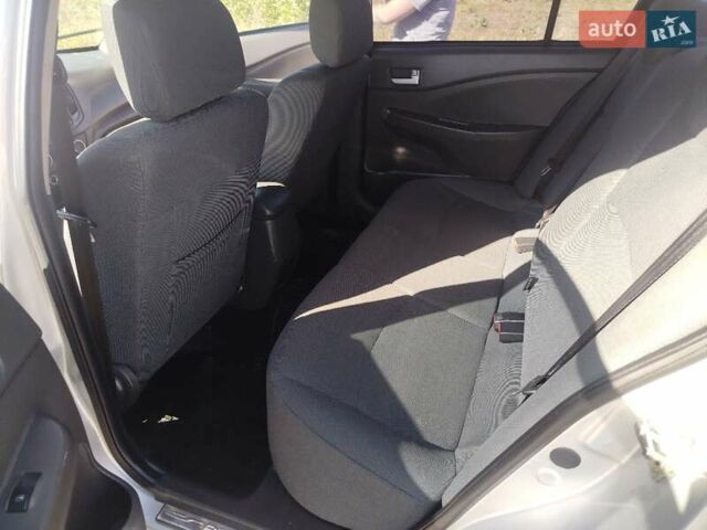 Чері Е5 2012 у Прилуках на Automoto.ua Сірий Чері Е5, об'ємом двигуна 1.5 л та пробігом 245 тис. км за 2999 $, фото 18 на Automoto.ua