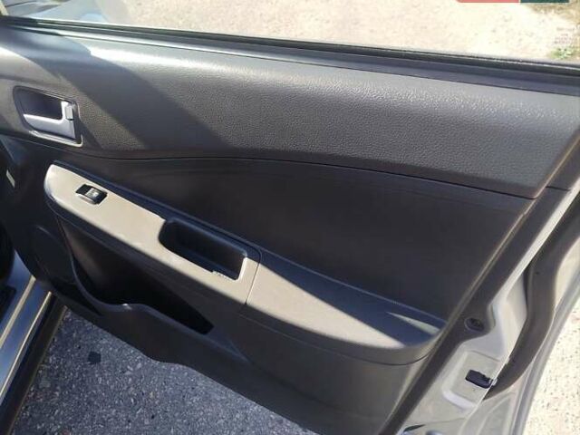 Чері Е5 2012 у Прилуках на Automoto.ua Сірий Чері Е5, об'ємом двигуна 1.5 л та пробігом 245 тис. км за 2999 $, фото 2 на Automoto.ua