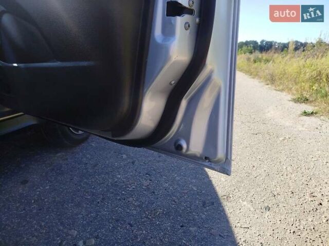 Чері Е5 2012 у Прилуках на Automoto.ua Сірий Чері Е5, об'ємом двигуна 1.5 л та пробігом 245 тис. км за 2999 $, фото 15 на Automoto.ua