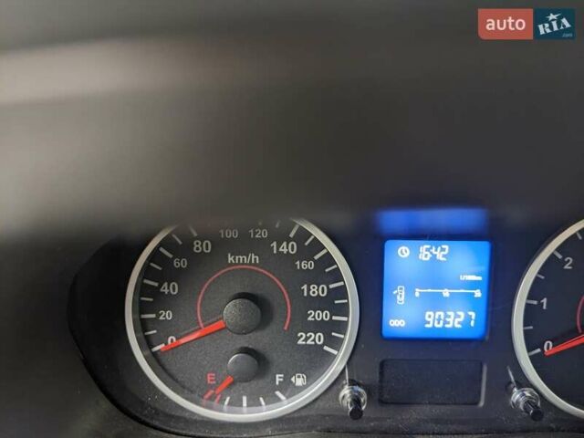 Серый Чери Е5, объемом двигателя 1.5 л и пробегом 91 тыс. км за 4500 $, фото 5 на Automoto.ua