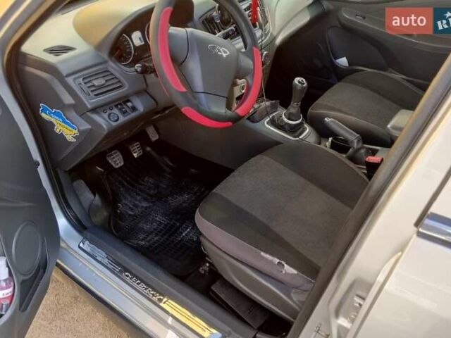 Сірий Чері Е5, об'ємом двигуна 1.5 л та пробігом 117 тис. км за 3200 $, фото 6 на Automoto.ua