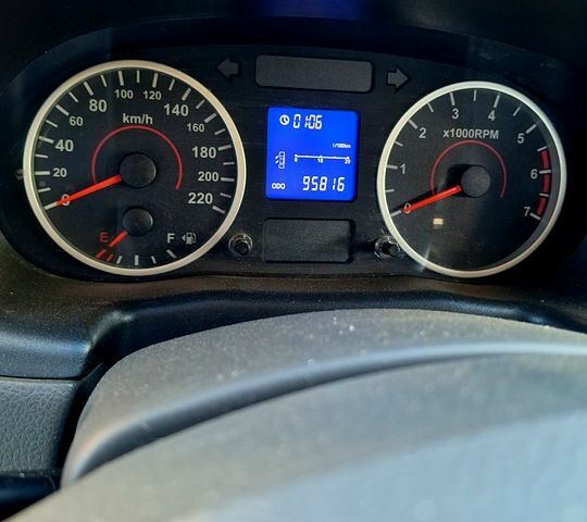 Серый Чери Е5, объемом двигателя 1.5 л и пробегом 95 тыс. км за 4000 $, фото 1 на Automoto.ua
