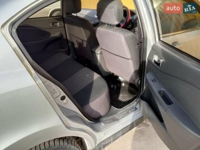 Сірий Чері Е5, об'ємом двигуна 1.5 л та пробігом 117 тис. км за 3200 $, фото 5 на Automoto.ua