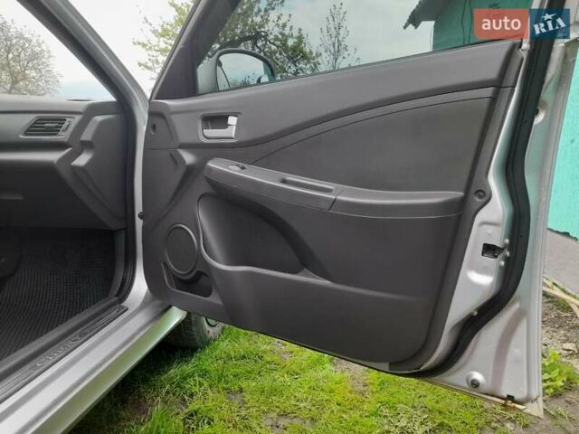 Серый Чери Е5, объемом двигателя 1.5 л и пробегом 196 тыс. км за 3200 $, фото 18 на Automoto.ua