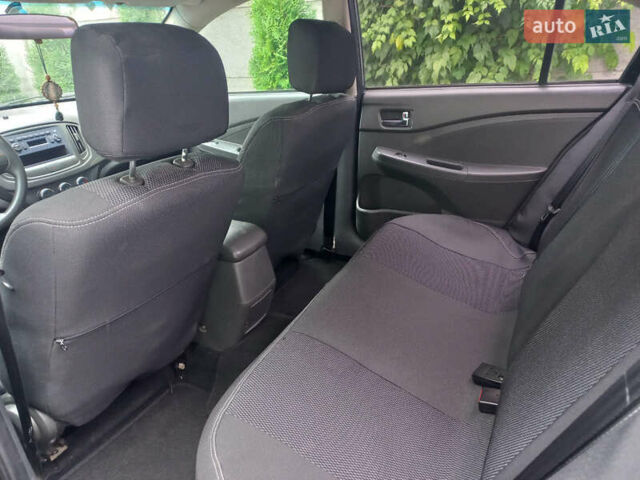 Сірий Чері Е5, об'ємом двигуна 1.5 л та пробігом 125 тис. км за 4900 $, фото 23 на Automoto.ua