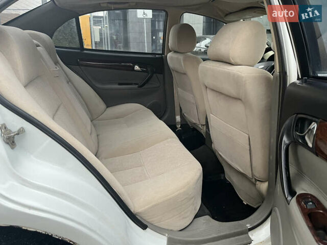 Білий Чері Істар, об'ємом двигуна 2 л та пробігом 285 тис. км за 1500 $, фото 12 на Automoto.ua