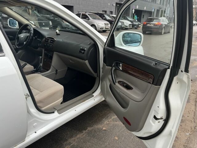 Білий Чері Істар, об'ємом двигуна 2 л та пробігом 285 тис. км за 1500 $, фото 9 на Automoto.ua