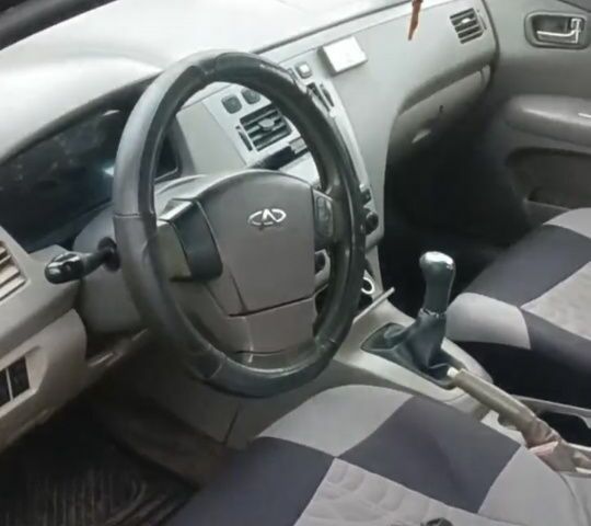 Черный Чери Истар, объемом двигателя 2 л и пробегом 137 тыс. км за 1699 $, фото 1 на Automoto.ua