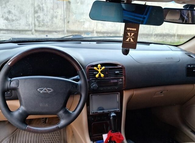 Черный Чери Истар, объемом двигателя 2 л и пробегом 125 тыс. км за 2000 $, фото 2 на Automoto.ua