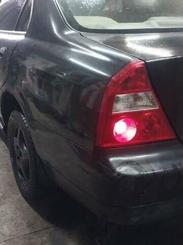 Черный Чери Истар, объемом двигателя 1.97 л и пробегом 190 тыс. км за 1550 $, фото 7 на Automoto.ua