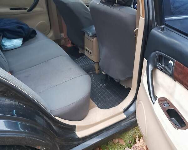 Черный Чери Истар, объемом двигателя 2 л и пробегом 207 тыс. км за 3000 $, фото 5 на Automoto.ua