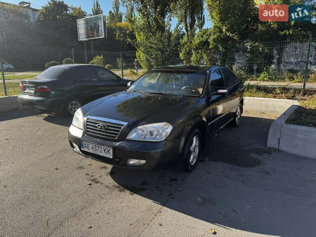 Чорний Чері Істар, об'ємом двигуна 2 л та пробігом 178 тис. км за 2499 $, фото 2 на Automoto.ua