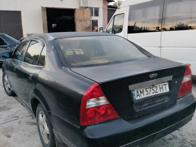 Чорний Чері Істар, об'ємом двигуна 2 л та пробігом 350 тис. км за 2350 $, фото 5 на Automoto.ua